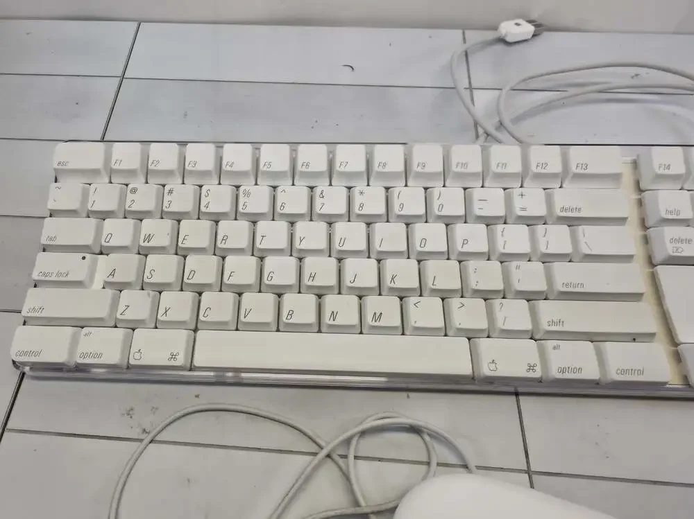 Apple wired mouse